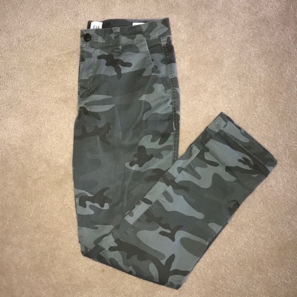 Used once- GAP Girlfriend Chino